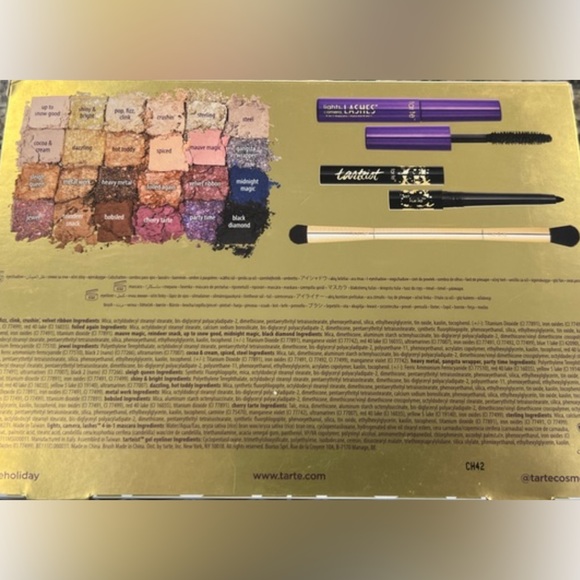 Limited Edition Tarte Winter Wonderglam Luxe Eye Palette - Picture 3 of 8